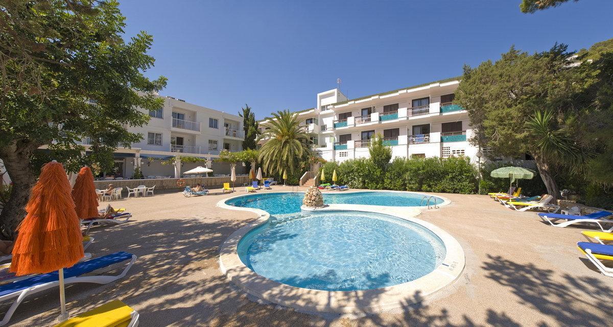 Apartamentos Cala Llonga Playa Eksteriør bilde